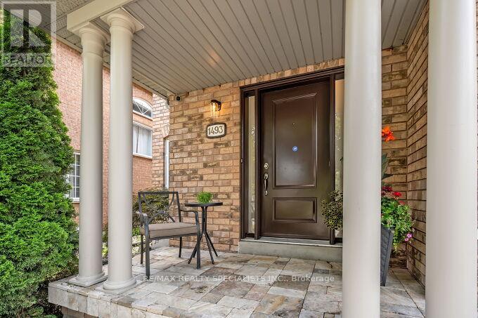1493 Derby County Crescent, Oakville, Ontario L6M 4N9 - Photo 5 - W13534812