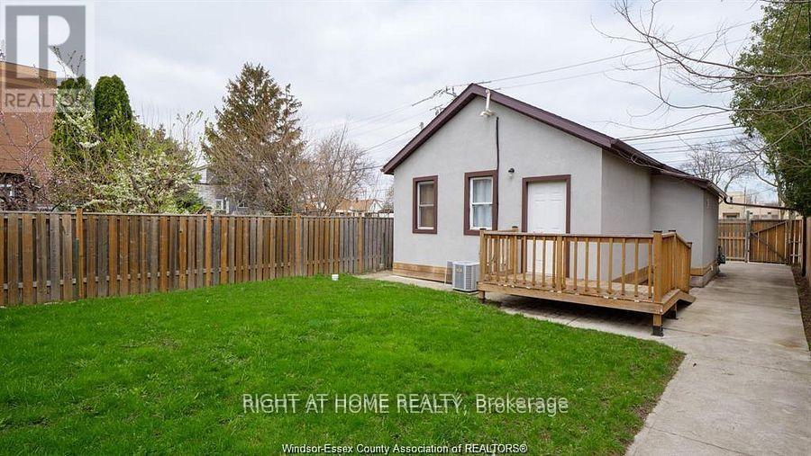 762 AYLMER AVENUE E, Windsor