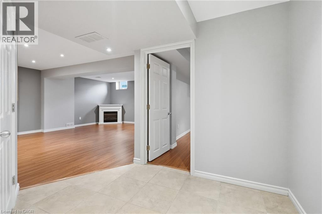 78 Waterberry Trail, Hamilton, Ontario  L9C 0B2 - Photo 22 - 40846054