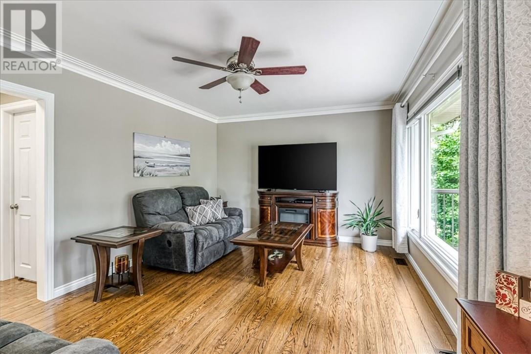 47 Shaw Street, Wahnapitae, Ontario  P0M 3C0 - Photo 7 - 2129033