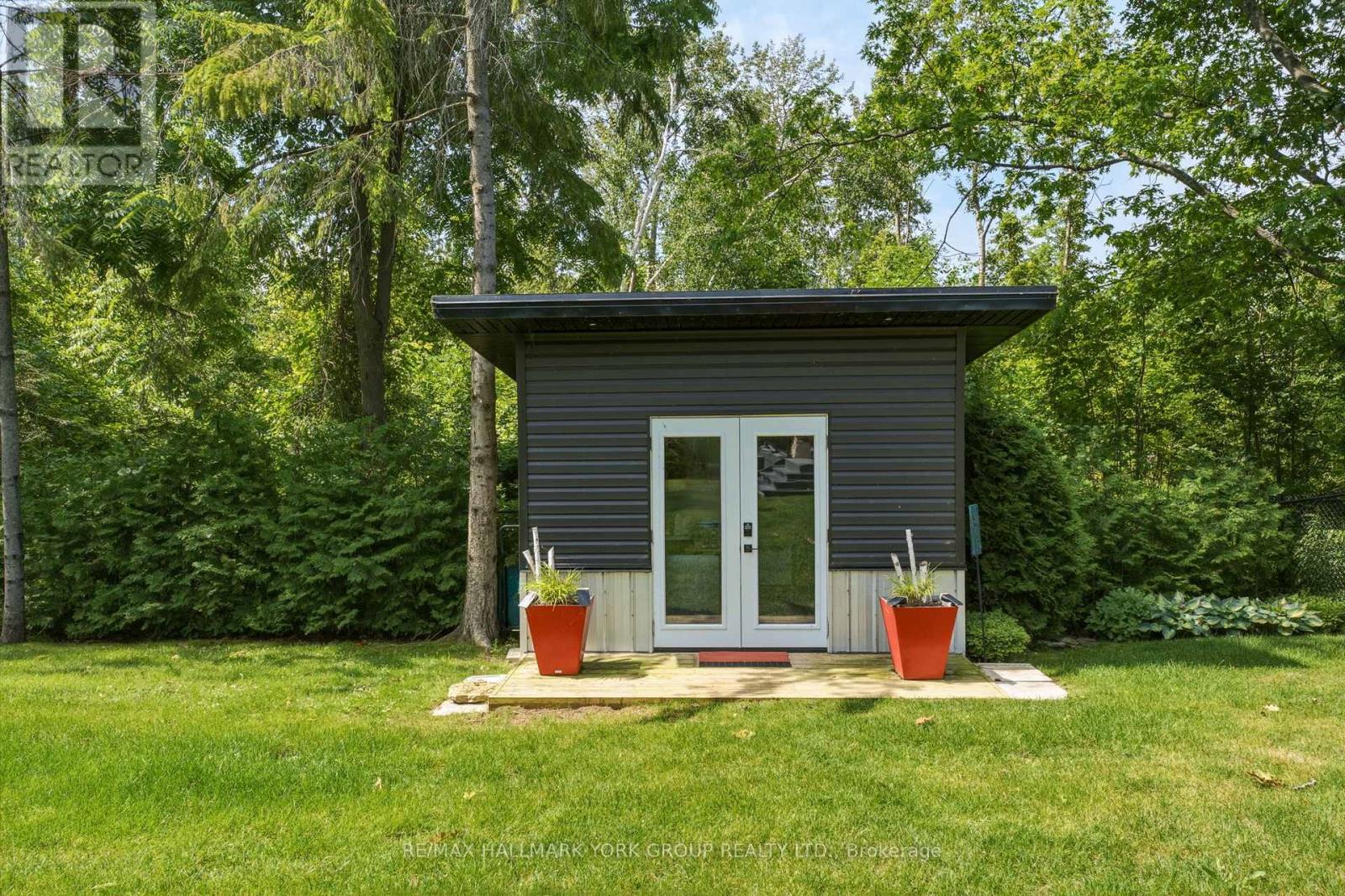 281 Hedge Road, Georgina, Ontario  L0E 1R0 - Photo 38 - N13502554