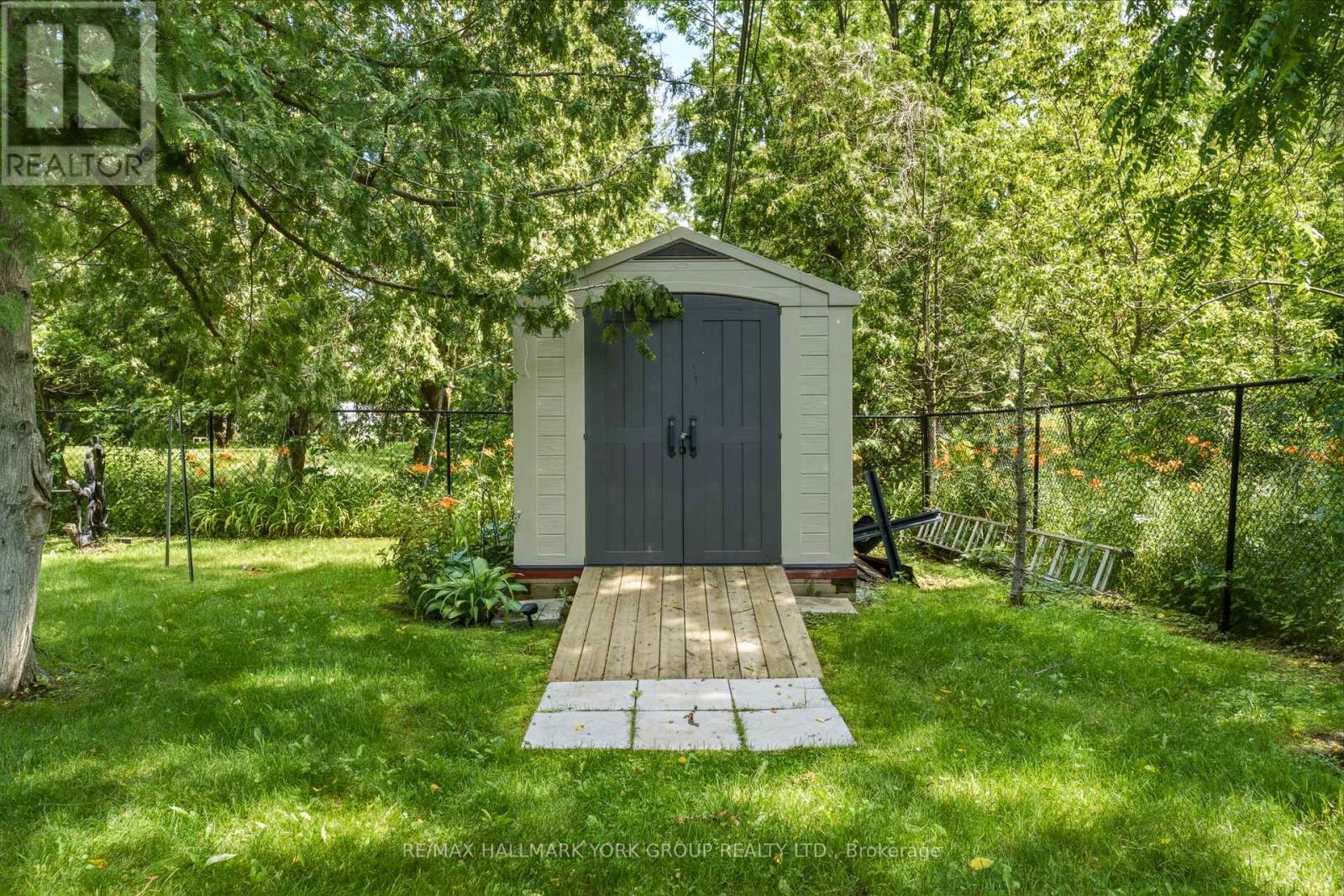 281 Hedge Road, Georgina, Ontario  L0E 1R0 - Photo 46 - N13502554