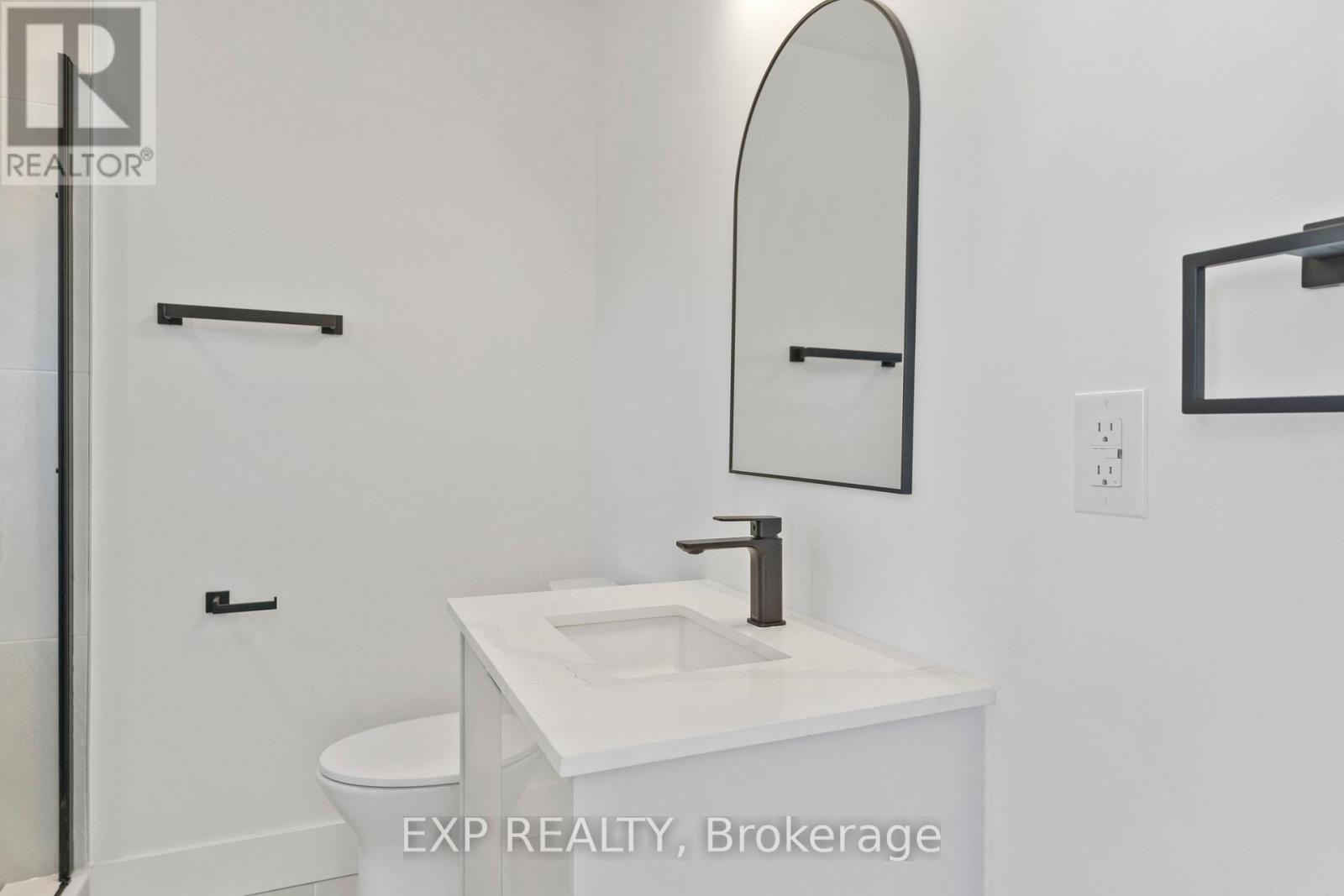 306 - 7277 Wilson Crescent, Niagara Falls, Ontario L2G 4R8 - Photo 5 - X13524866
