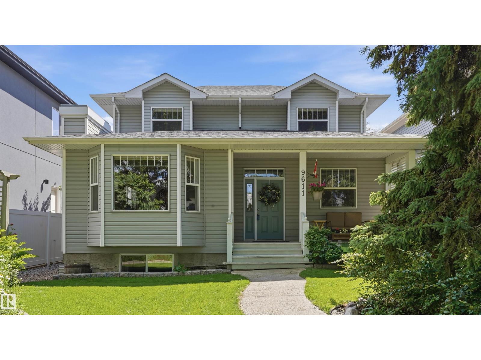 9611 77 AV NW, Edmonton, Alberta