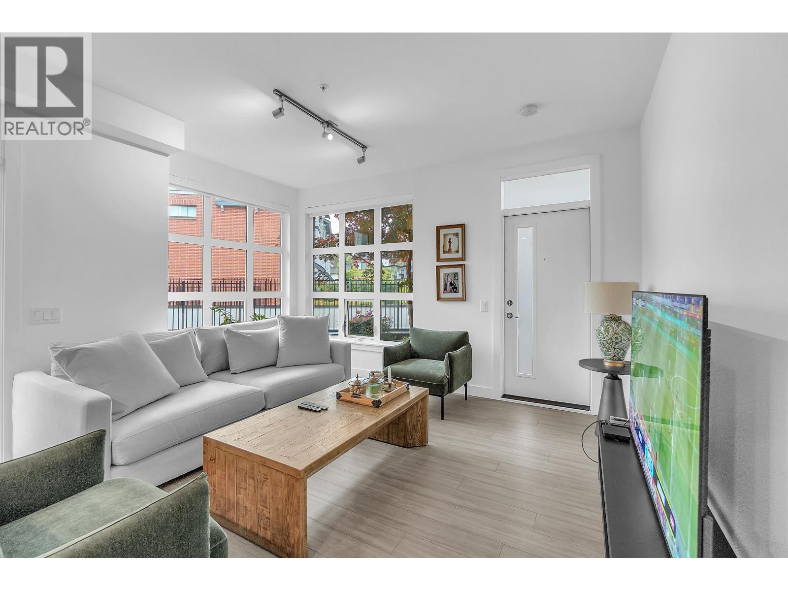 115 2060 Curling Road, North Vancouver, British Columbia  V7P 0E1 - Photo 7 - R3143183