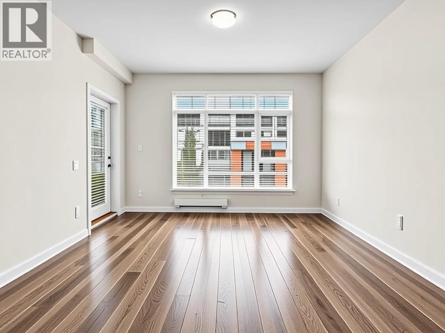 210 5248 Grimmer Street, Burnaby, British Columbia  V5H 0E1 - Photo 2 - R3142276