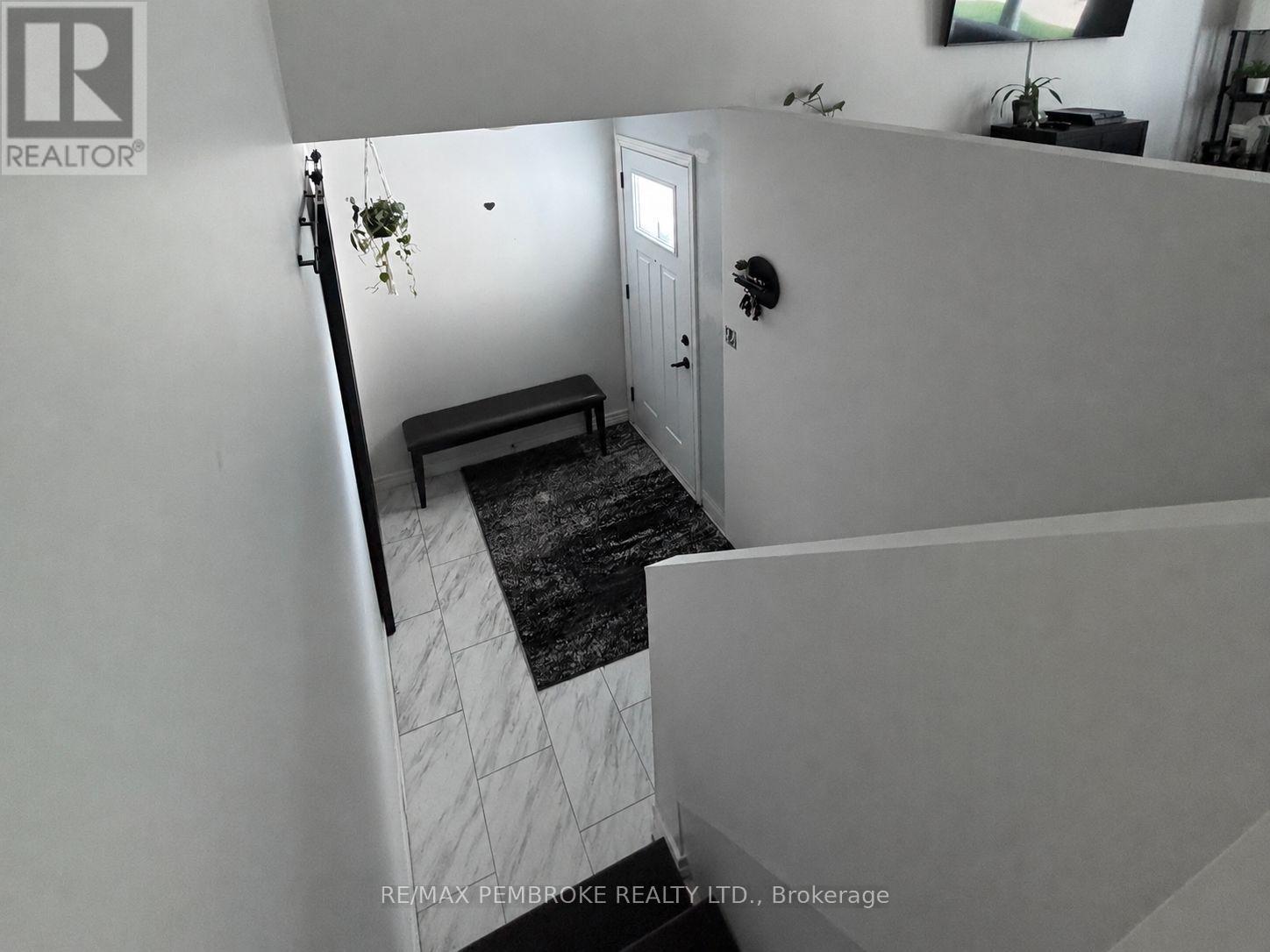 180 Garden Street, Pembroke, Ontario  K8A 2H3 - Photo 15 - X13535086