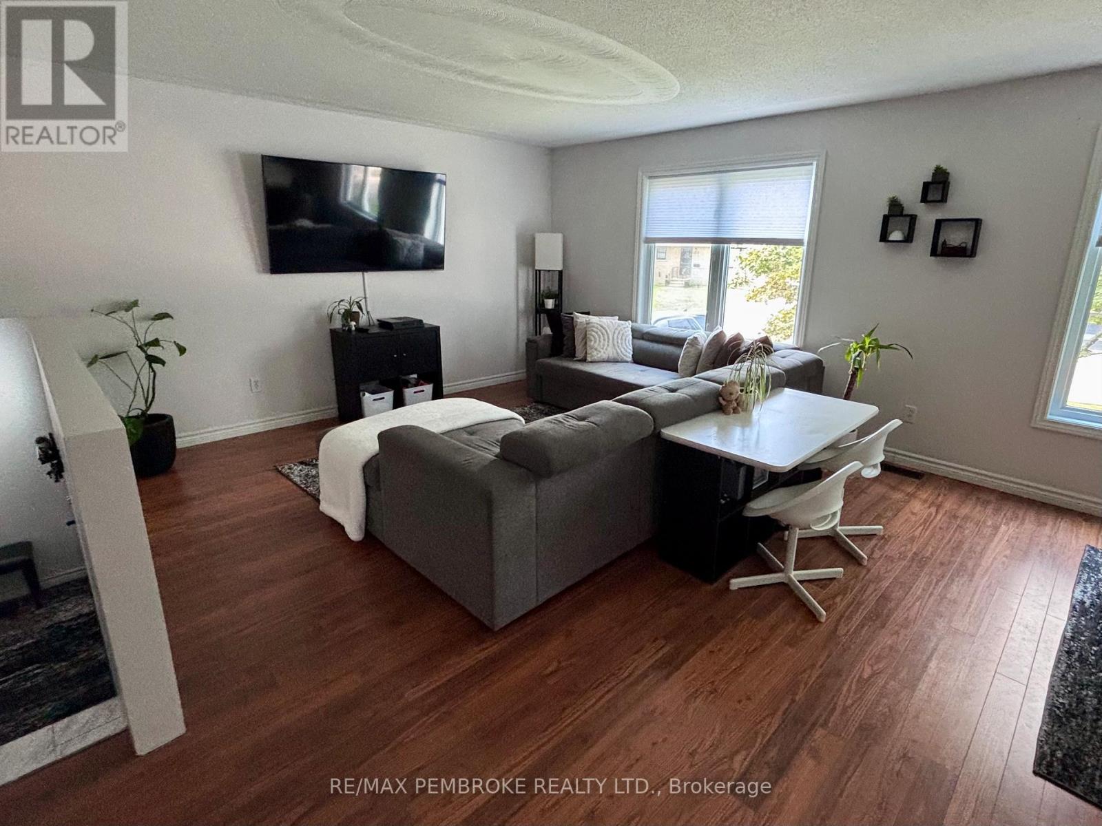 180 Garden Street, Pembroke, Ontario K8A 2H3 - Photo 6 - X13535086