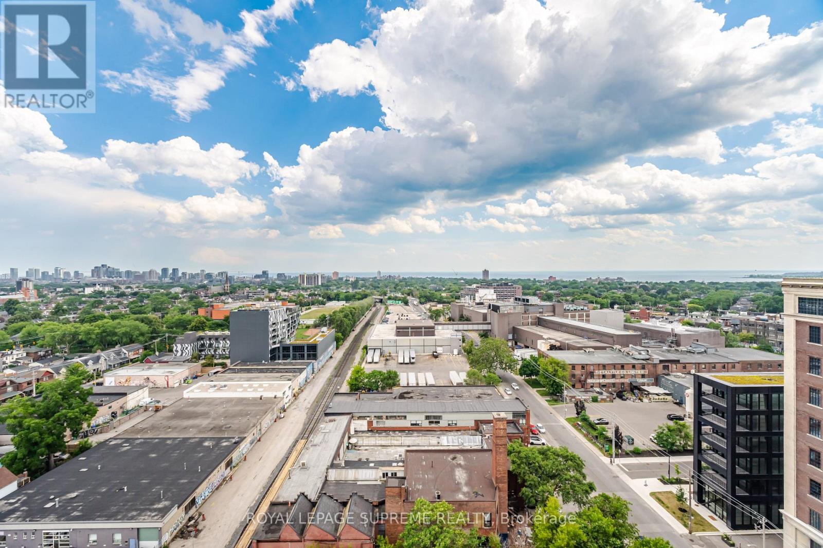 1603 - 181 Sterling Road, Toronto, Ontario  M6R 0B2 - Photo 36 - C13534570