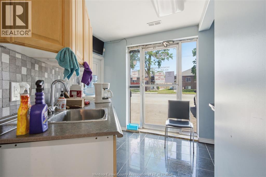857 Howard Avenue, Windsor, Ontario N9A 1S1 - Photo 20 - 26015531
