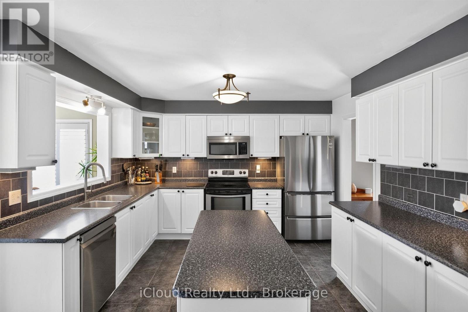 39 Milligan Street, Clarington, Ontario L1B 1R6 - Photo 14 - E13534964