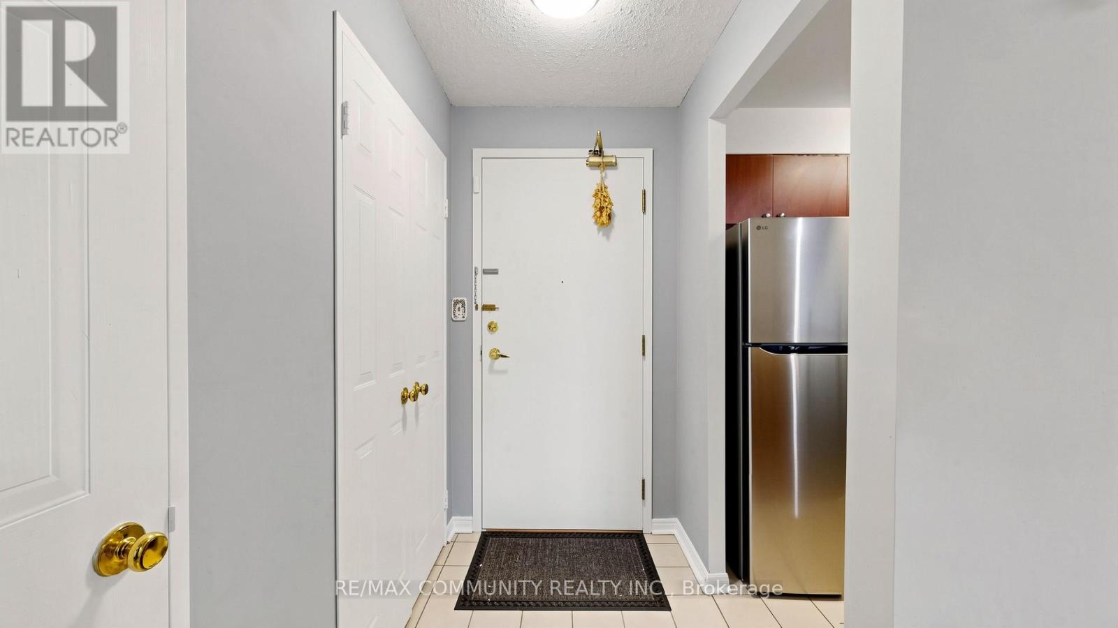 1410 - 400 Mclevin Avenue, Toronto, Ontario  M1B 5J4 - Photo 33 - E13534986