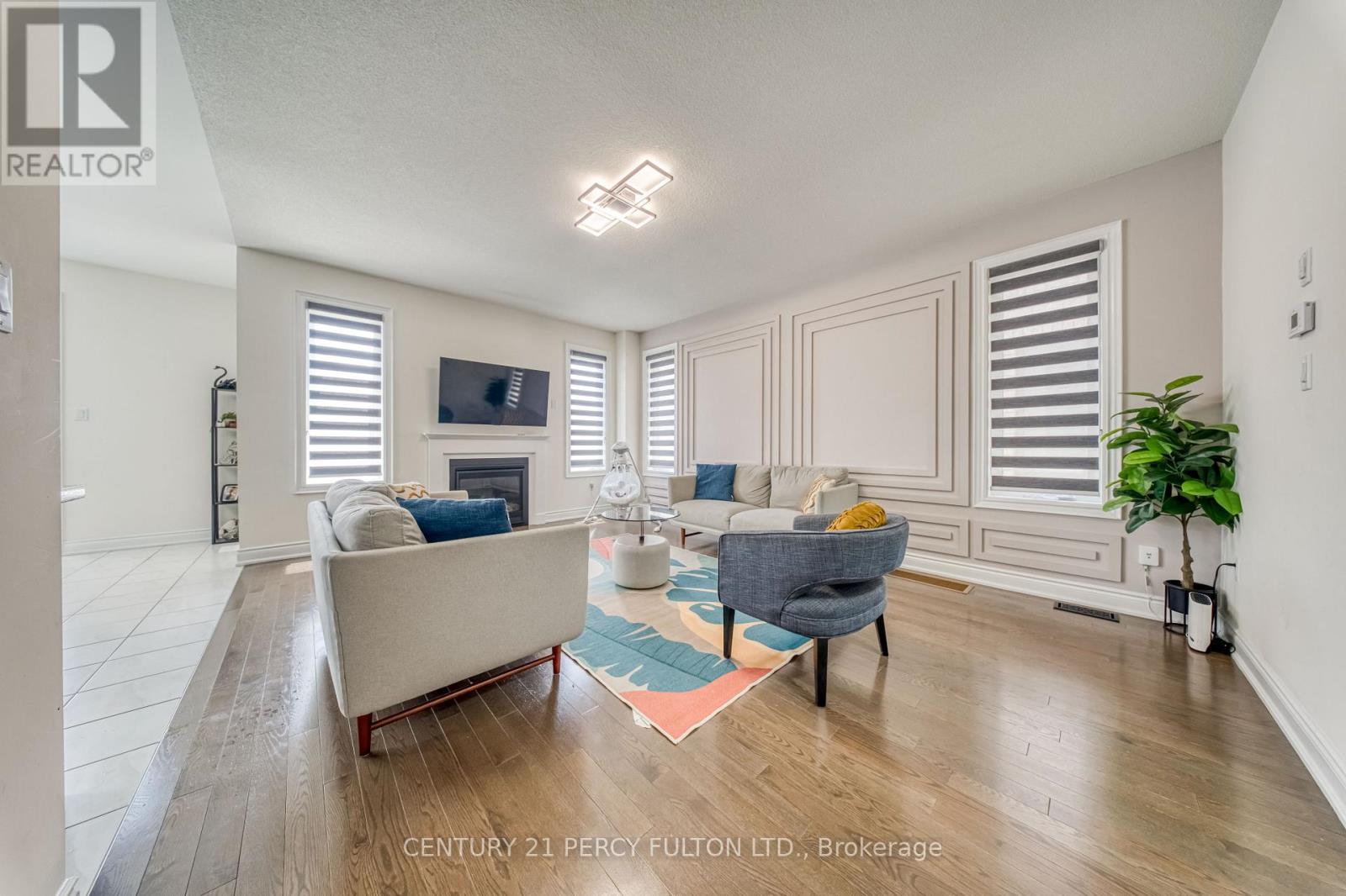 1223 Plymouth Drive, Oshawa, Ontario  L1L 0T4 - Photo 6 - E13534994