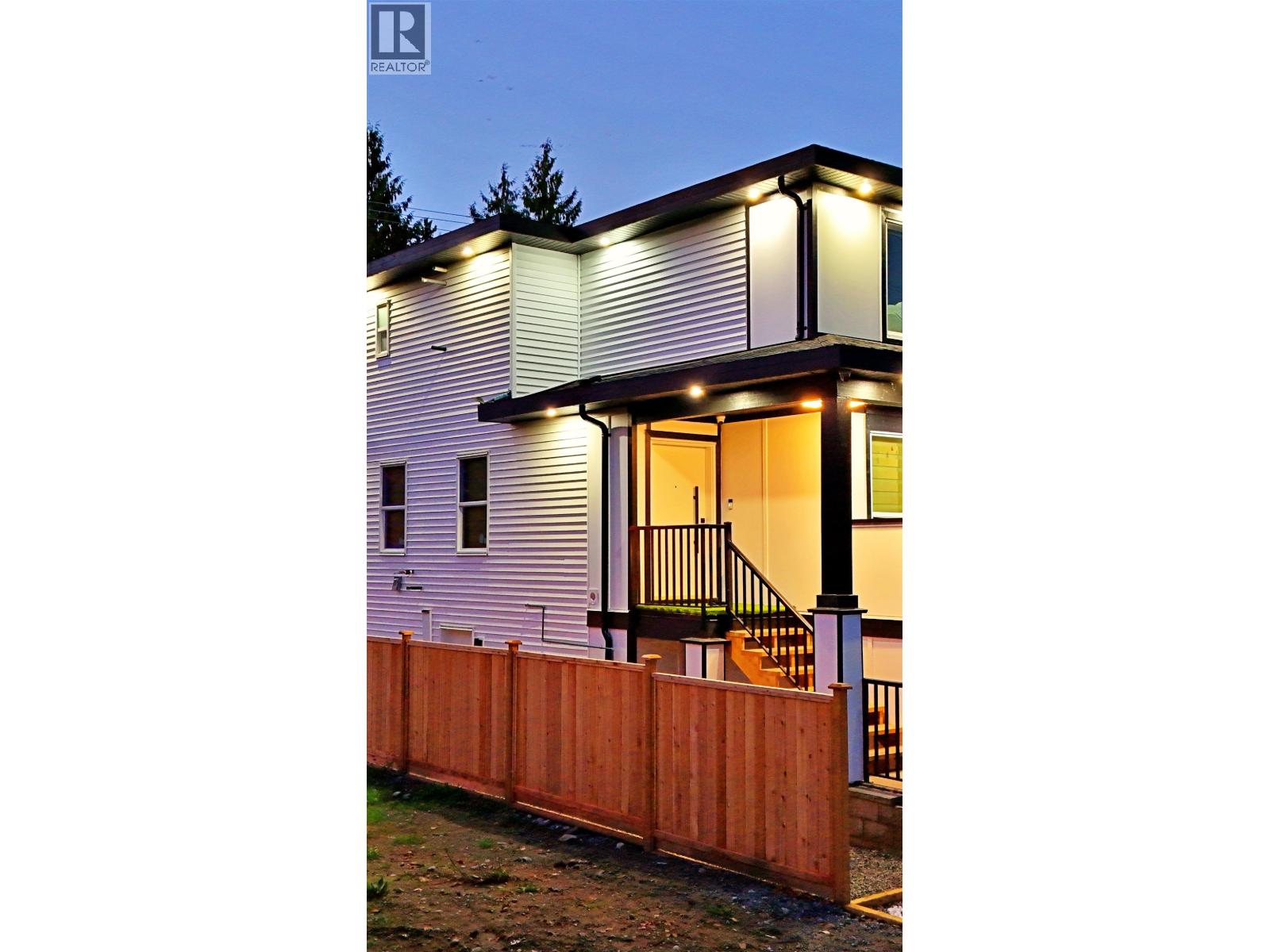 793 Westwood Street, Coquitlam, British Columbia  V3C 3L1 - Photo 2 - R3142168