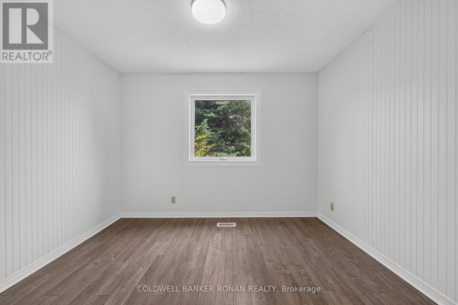 14 Tioga Boulevard, Adjala-Tosorontio, Ontario  L0M 1J0 - Photo 17 - N13534980
