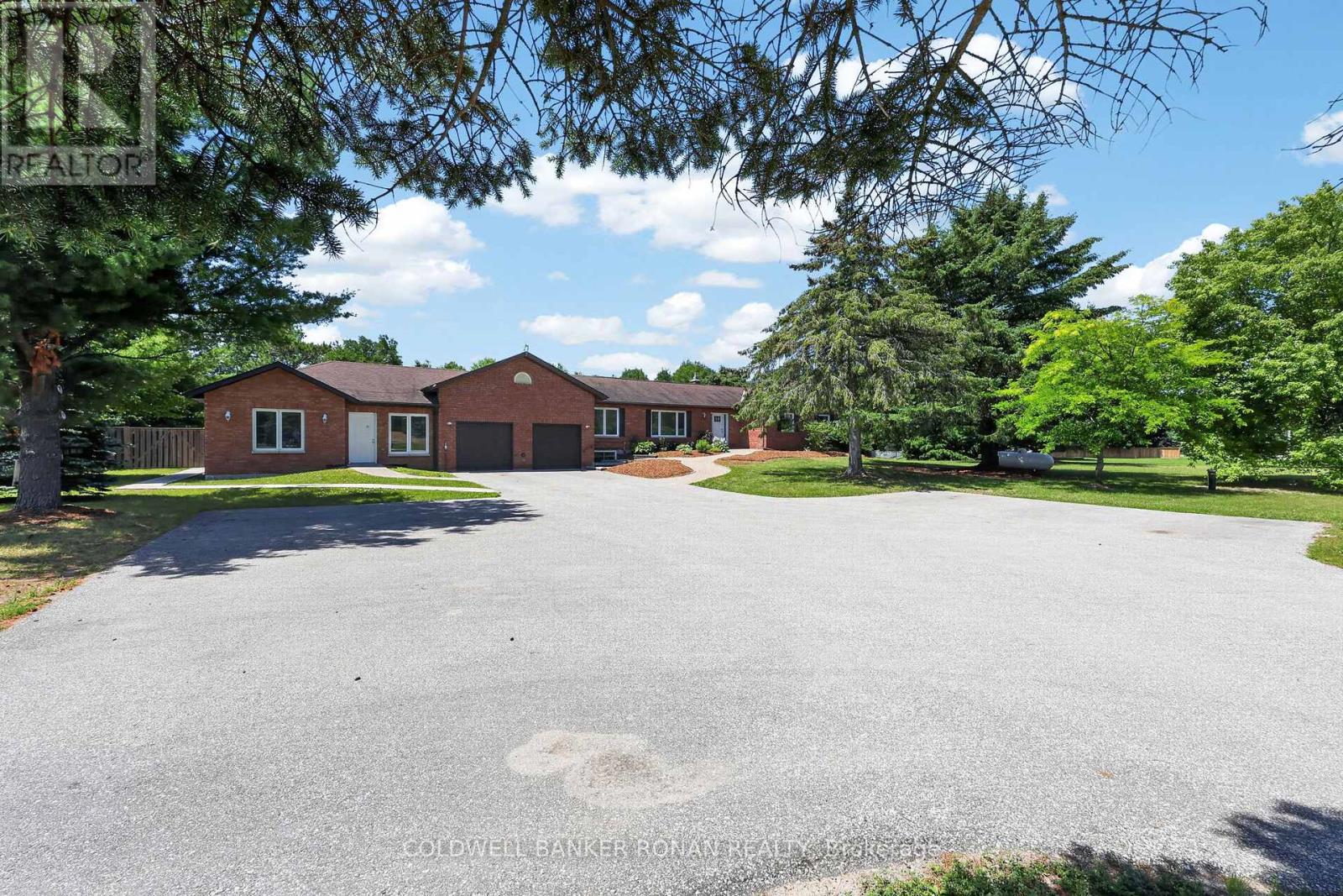 14 Tioga Boulevard, Adjala-Tosorontio, Ontario  L0M 1J0 - Photo 2 - N13534980