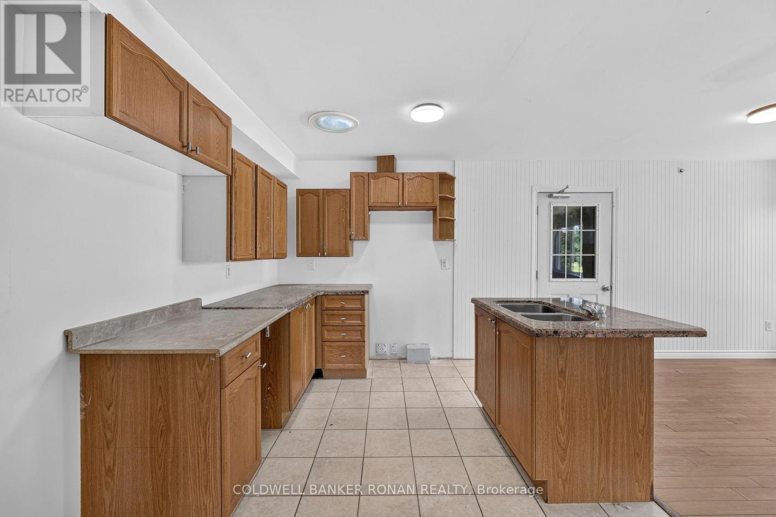 14 Tioga Boulevard, Adjala-Tosorontio, Ontario  L0M 1J0 - Photo 35 - N13534980