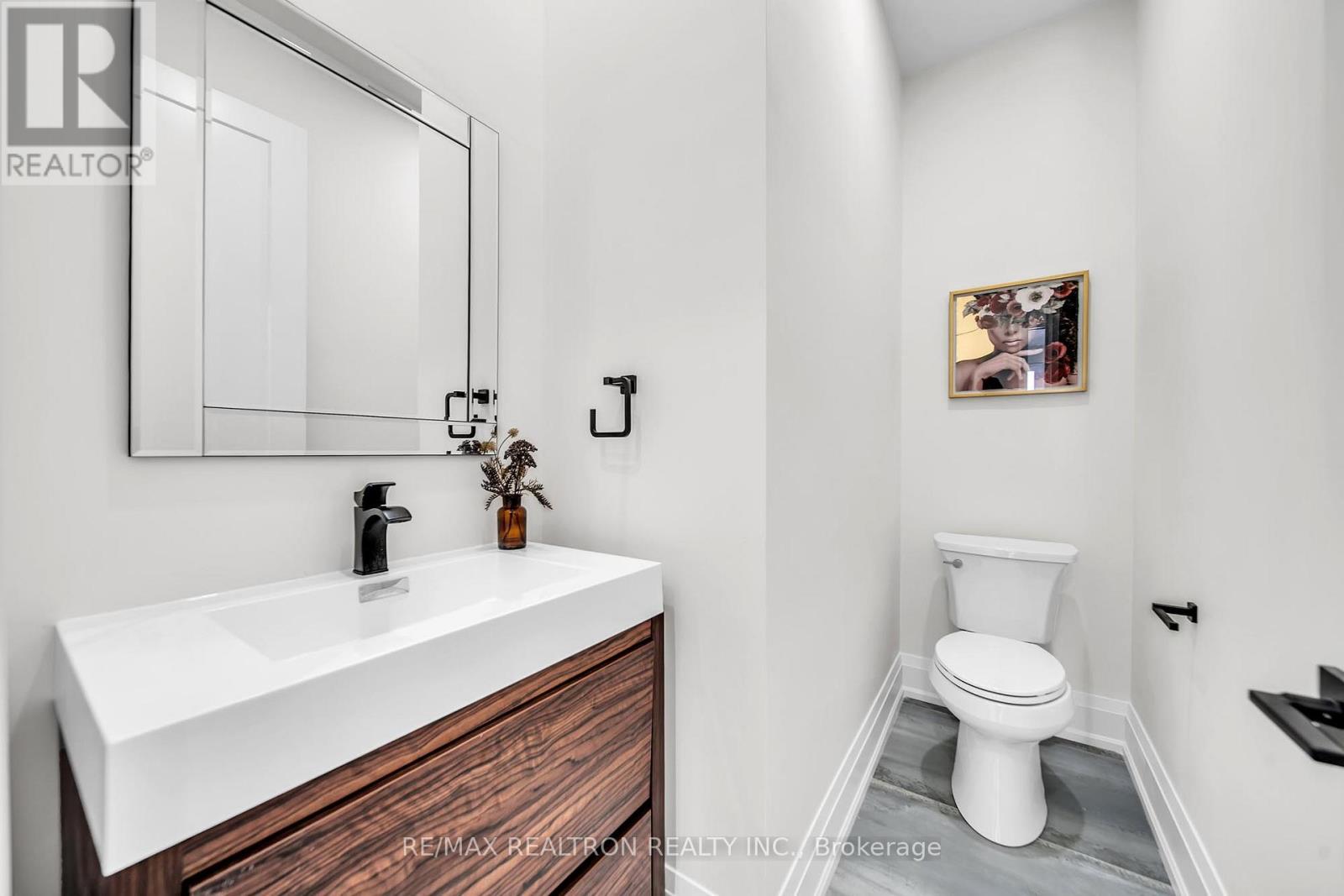 8698 6 Line, Essa, Ontario  L0M 1T0 - Photo 20 - N13535044