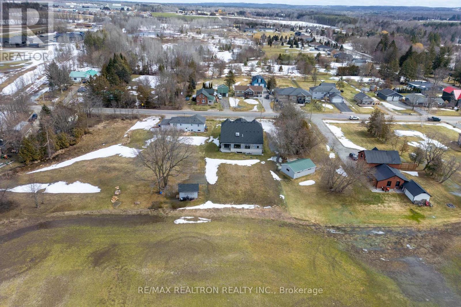 8698 6 Line, Essa, Ontario  L0M 1T0 - Photo 30 - N13535044