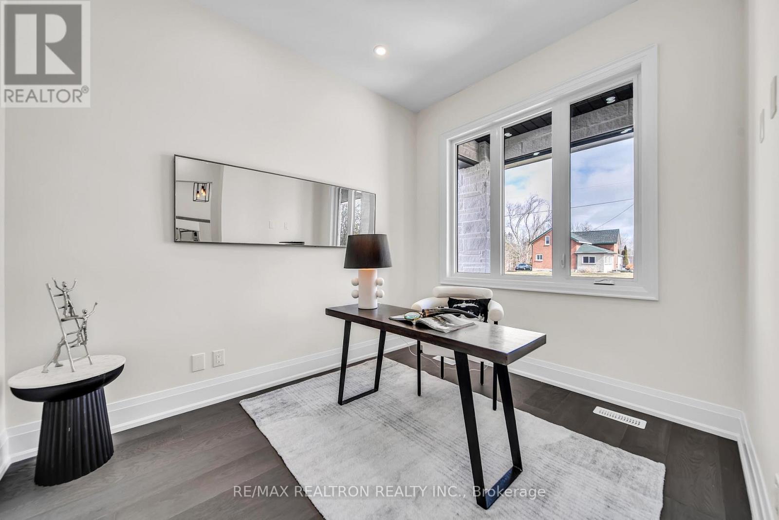 8698 6 Line, Essa, Ontario  L0M 1T0 - Photo 5 - N13535044