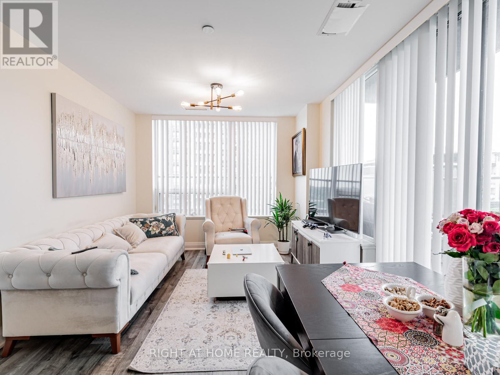 826 - 18 Uptown Drive, Markham, Ontario  L3R 5M5 - Photo 5 - N13535054