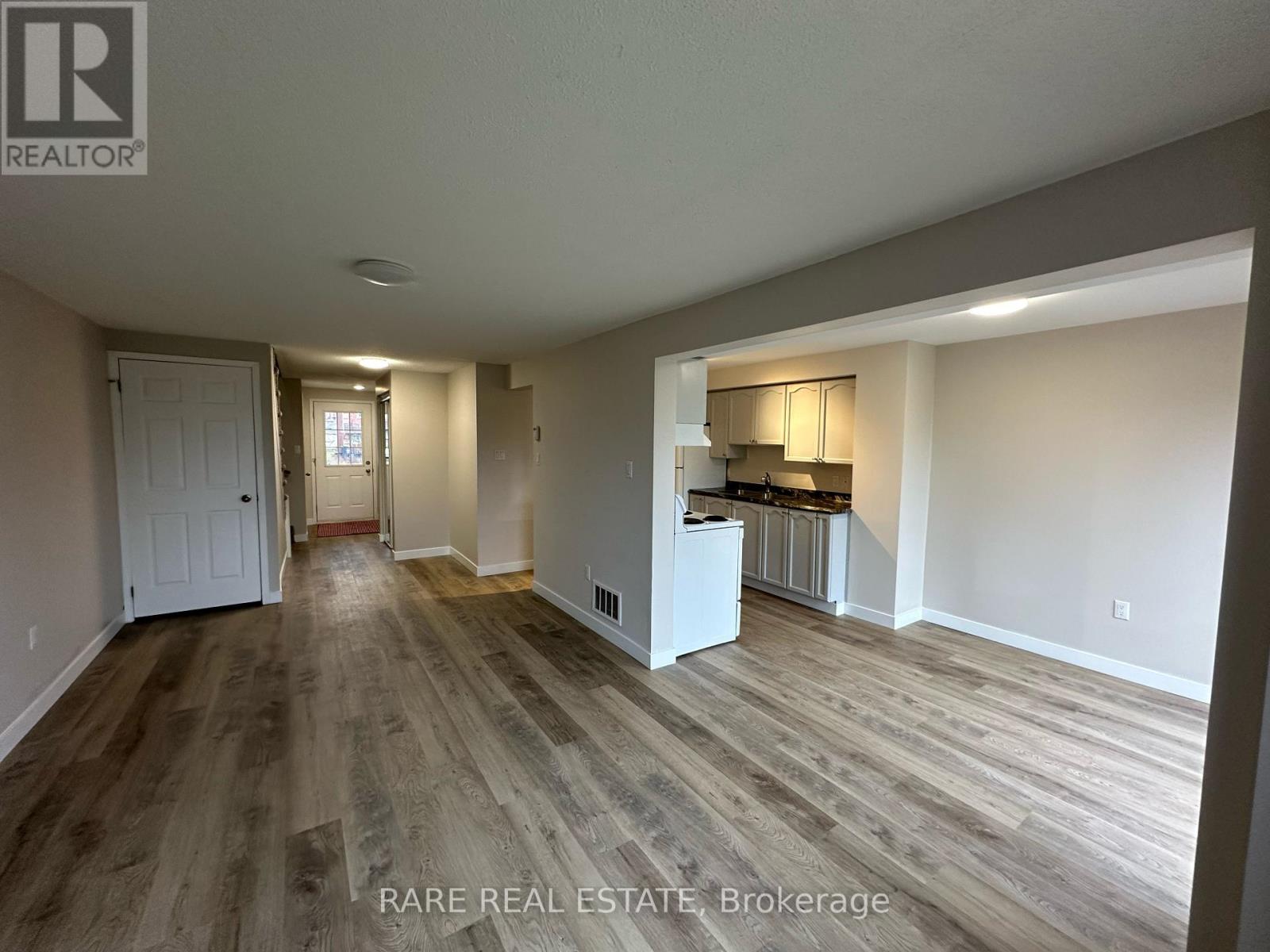 253 Dunsmore Lane N, Barrie, Ontario  L4M 7A4 - Photo 2 - S13534934