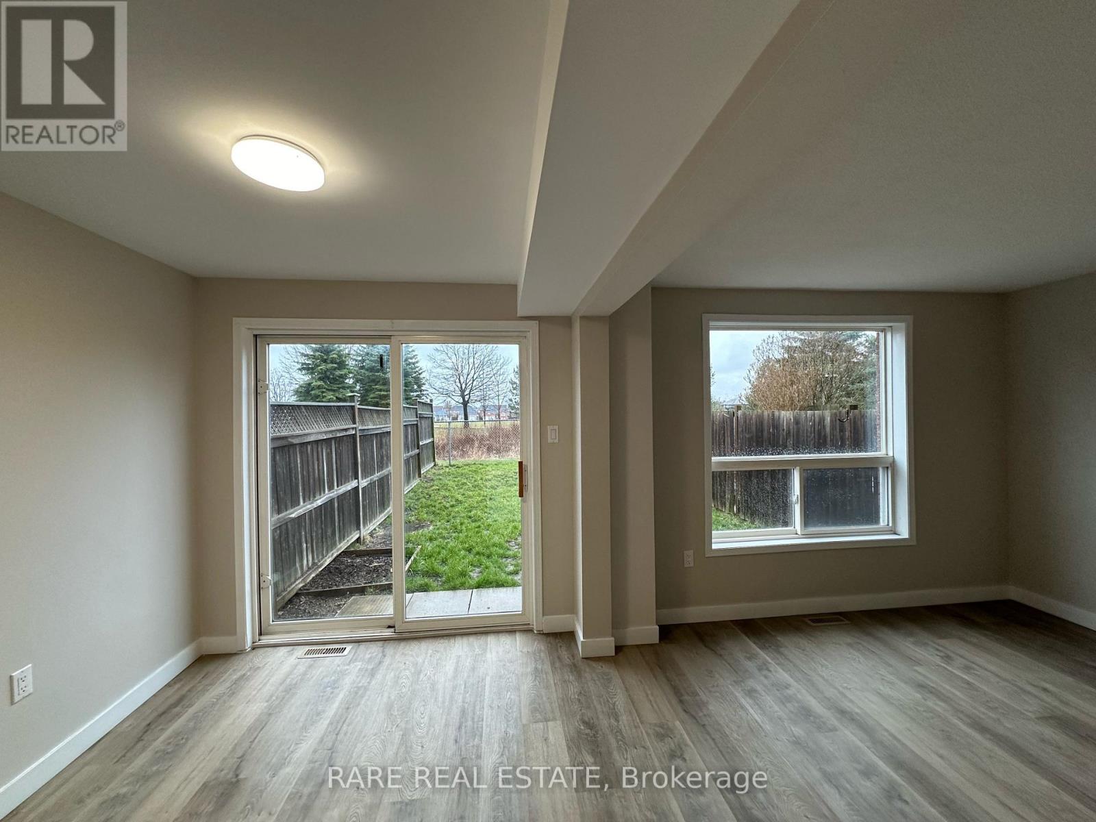 253 Dunsmore Lane N, Barrie, Ontario  L4M 7A4 - Photo 6 - S13534934