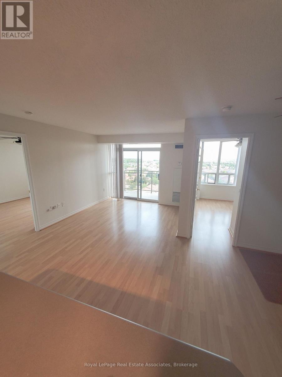 1202 - 55 Strathaven Drive, Mississauga, Ontario  L5R 4G9 - Photo 2 - W13534928