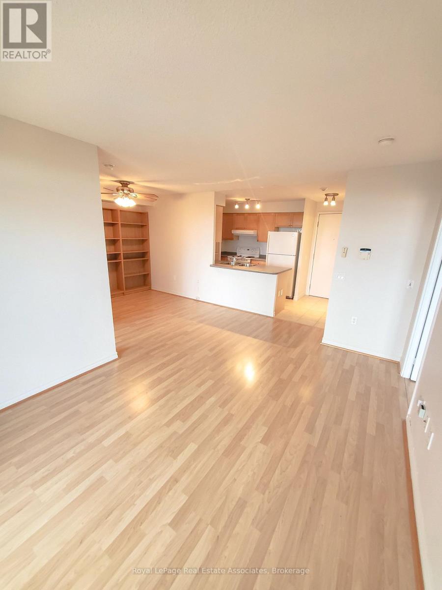1202 - 55 Strathaven Drive, Mississauga, Ontario  L5R 4G9 - Photo 4 - W13534928