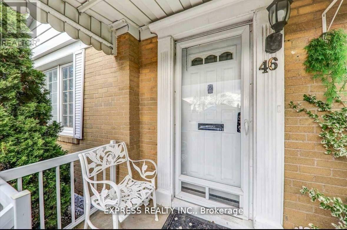 Main - 46 William Cragg Drive, Toronto, Ontario  M3M 1V1 - Photo 3 - W13534952