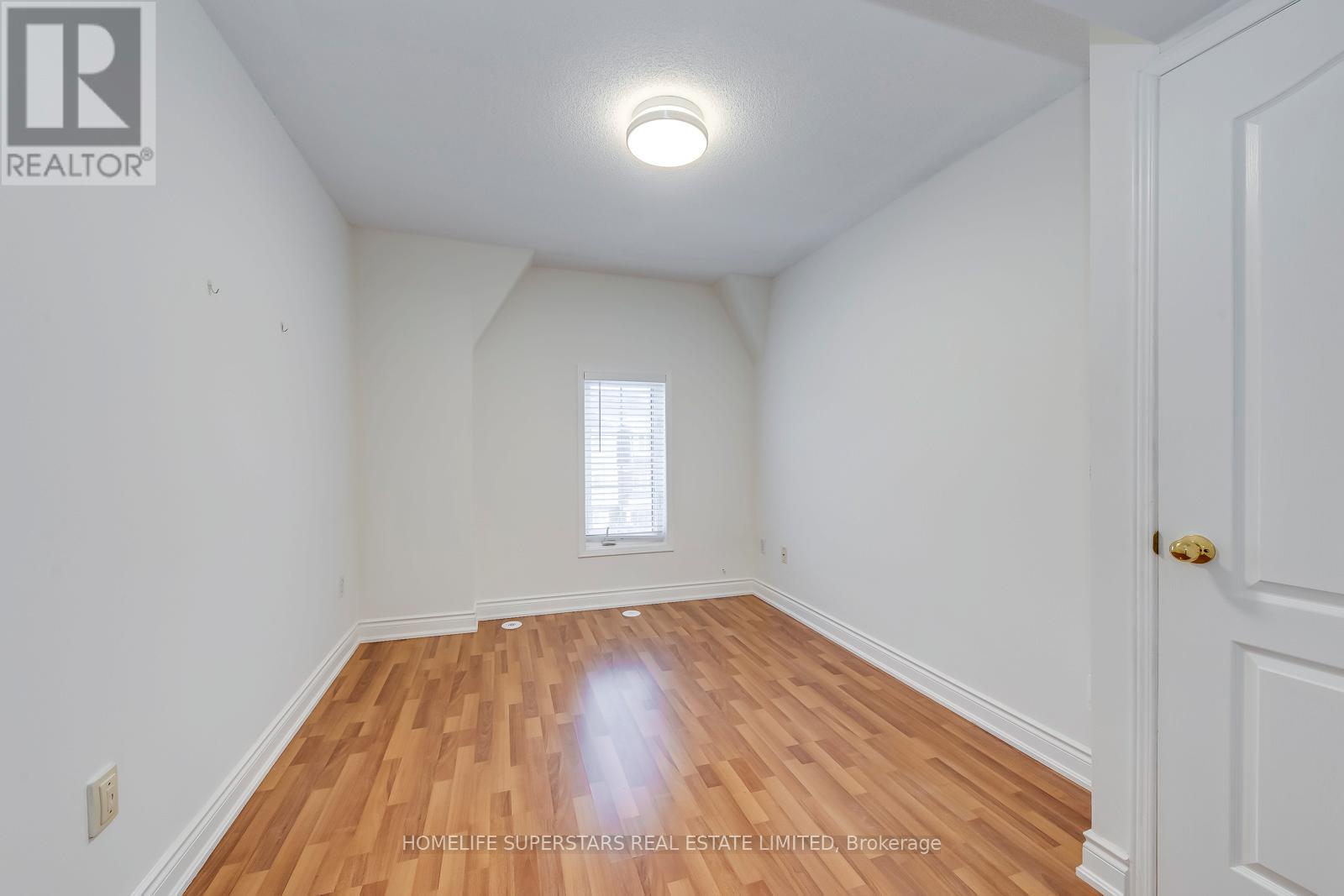Unit 11 - 605 Shoreline Drive, Mississauga, Ontario  L5B 4K3 - Photo 12 - W13535006
