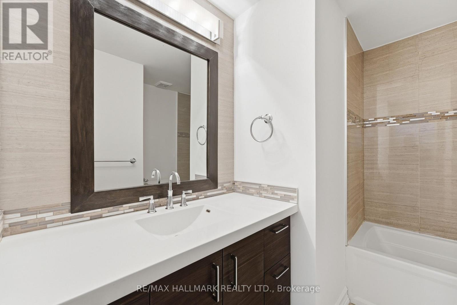 2013 Rosemount Crescent, Oakville, Ontario  L6M 3A5 - Photo 23 - W13535094