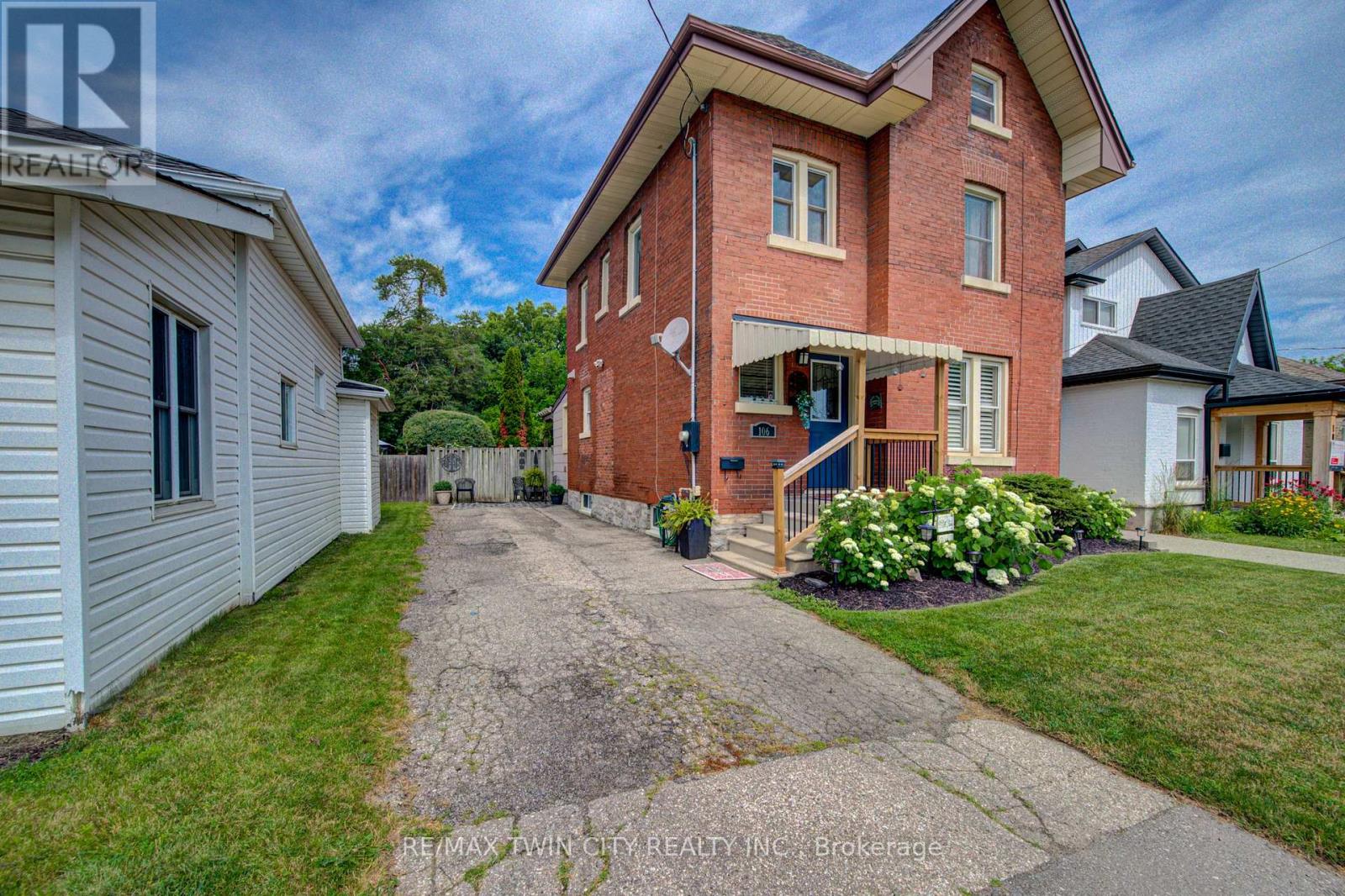 106 Sydenham Street, Brantford, Ontario  N3R 3Y6 - Photo 3 - X13535014