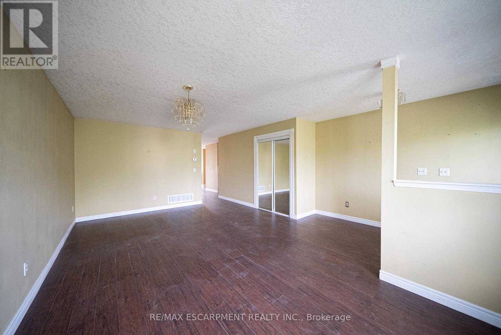 23 Stowe Terrace, Brantford, Ontario  N3T 6P4 - Photo 6 - X13535088