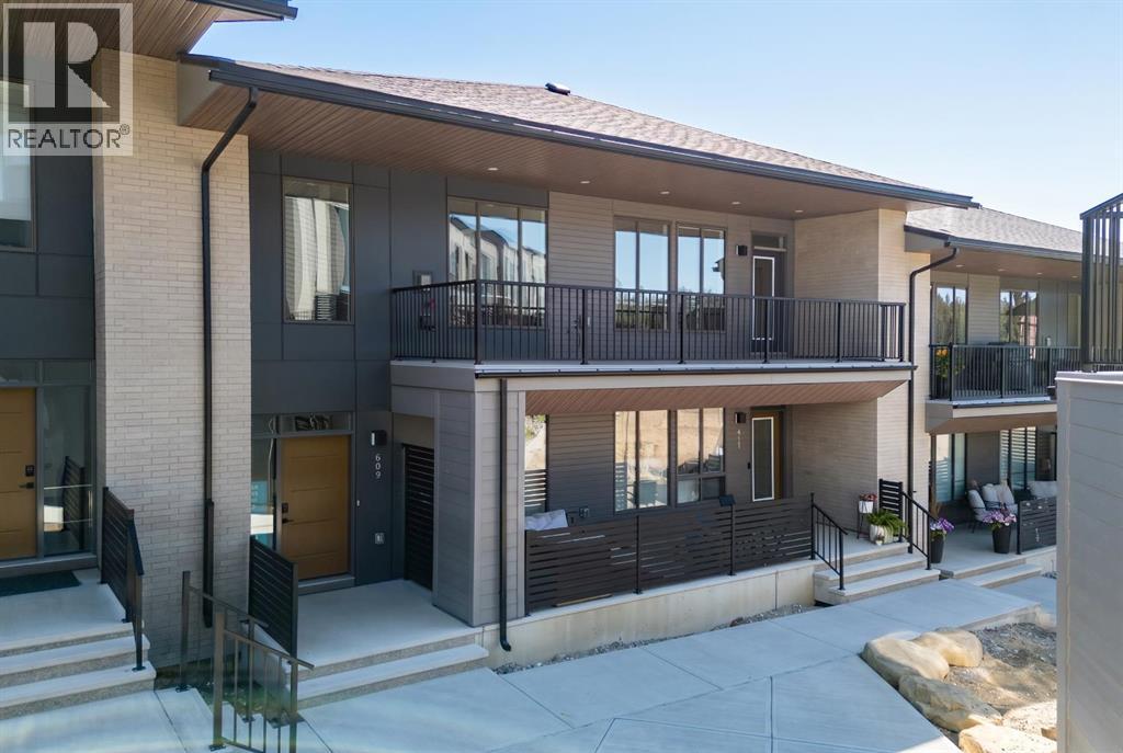 609 Sovereign Common SW, calgary, Alberta