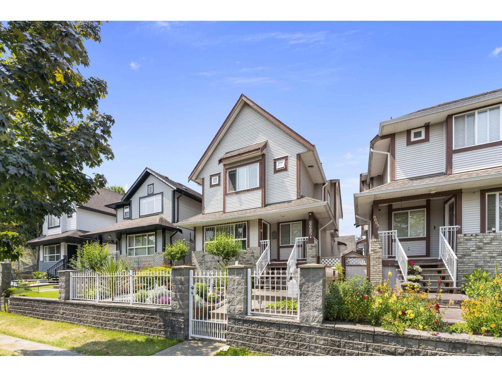 6685 127TH STREET, Surrey, British Columbia
