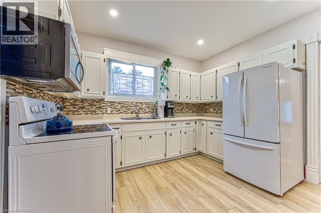 2 Brunswick Street, Brantford, Ontario  N3T 1E7 - Photo 13 - 40844669