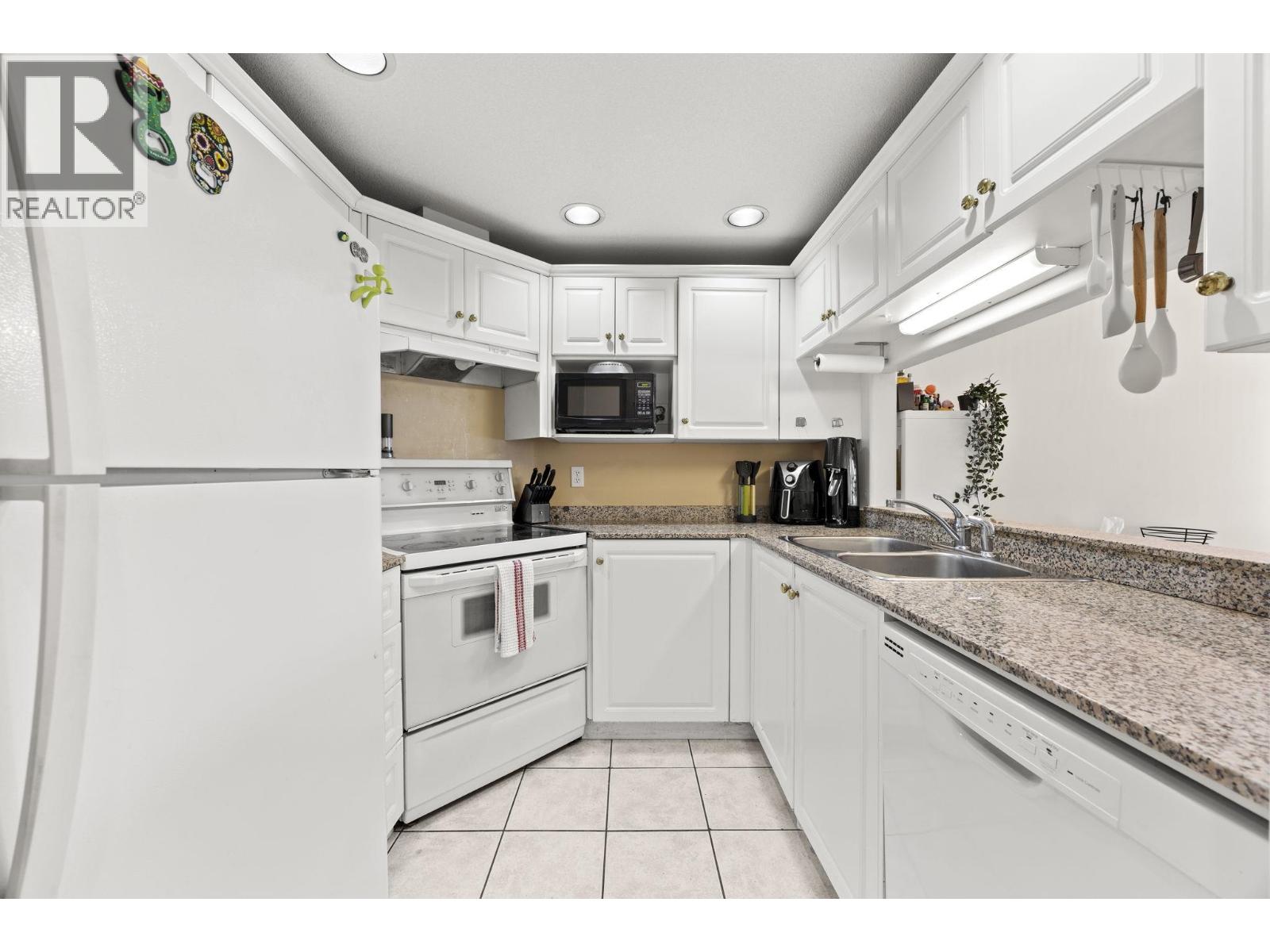 104 177 W 5th Street, North Vancouver, British Columbia V7M 1J6 - Photo 15 - R3143403