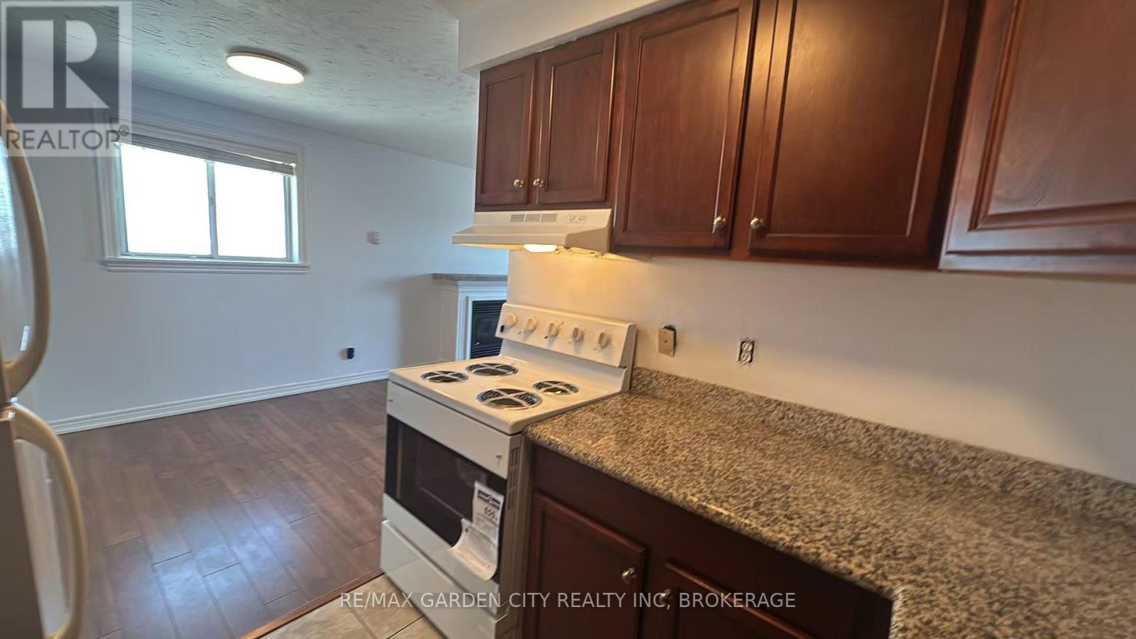 301 - 210 Pelham Road, St. Catharines, Ontario  L2S 1W9 - Photo 17 - X13535124
