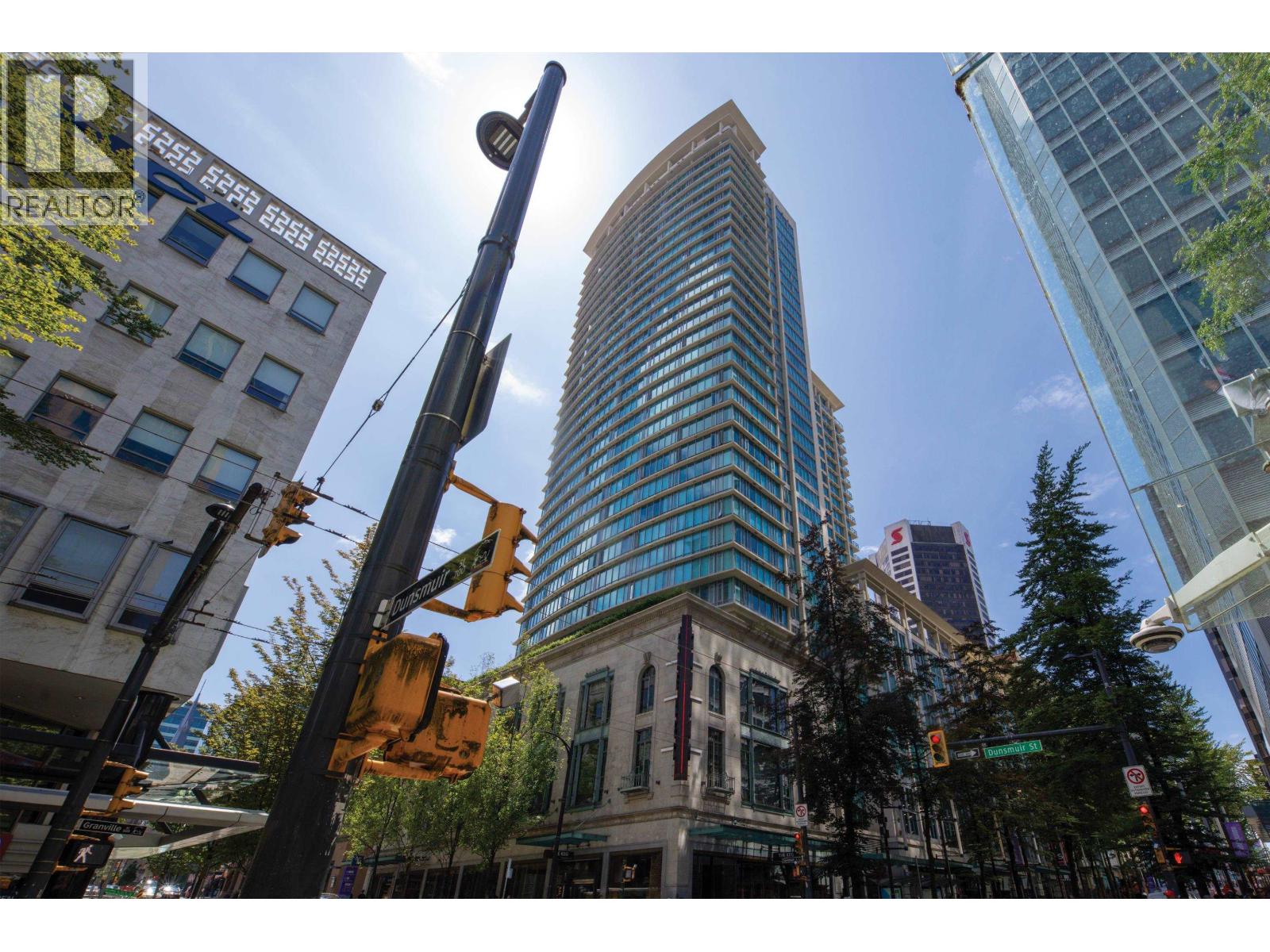 1710 610 GRANVILLE STREET