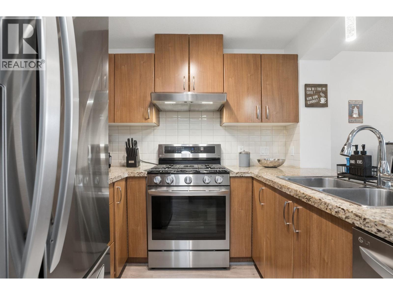 202 3082 Dayanee Springs Boulevard, Coquitlam, British Columbia  V3E 0A3 - Photo 12 - R3143726