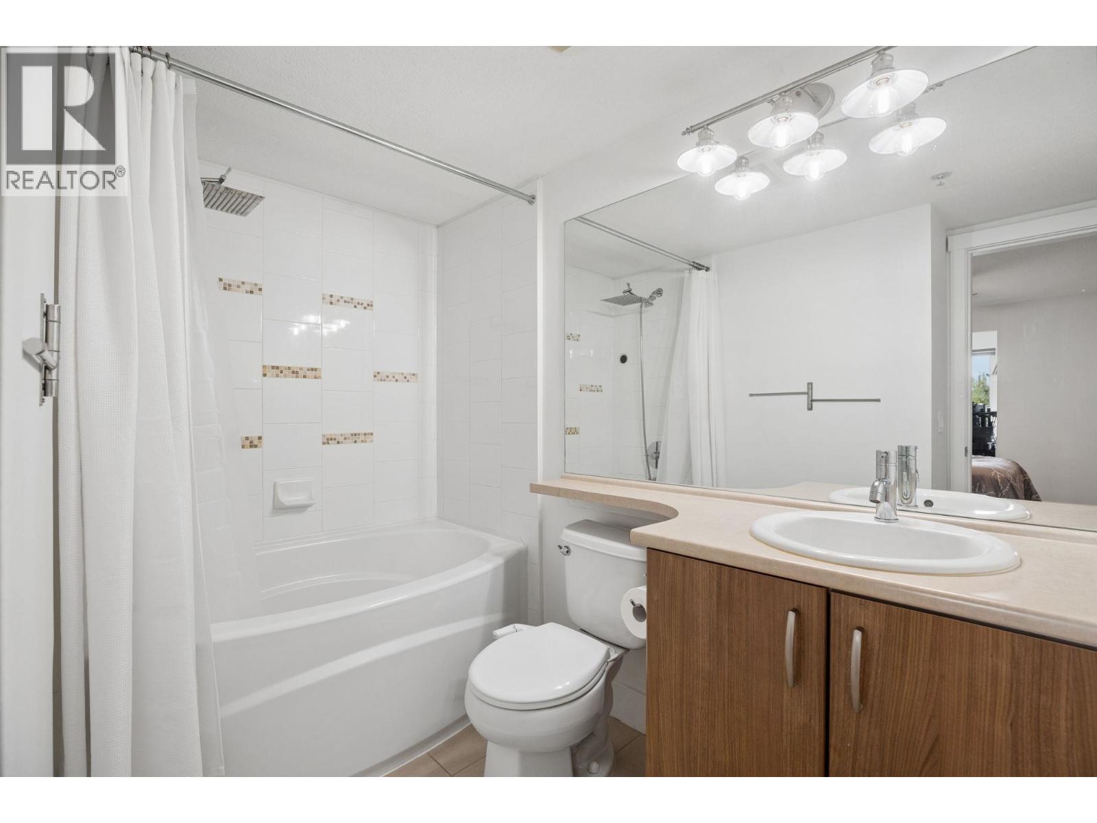 202 3082 Dayanee Springs Boulevard, Coquitlam, British Columbia  V3E 0A3 - Photo 23 - R3143726