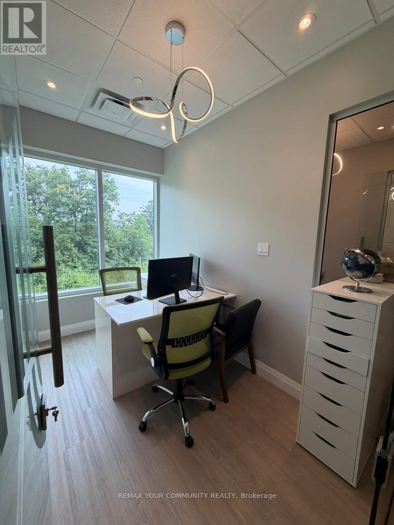 207 - 3465 Rebecca Street, Oakville, Ontario  L6L 0H3 - Photo 3 - W13533910