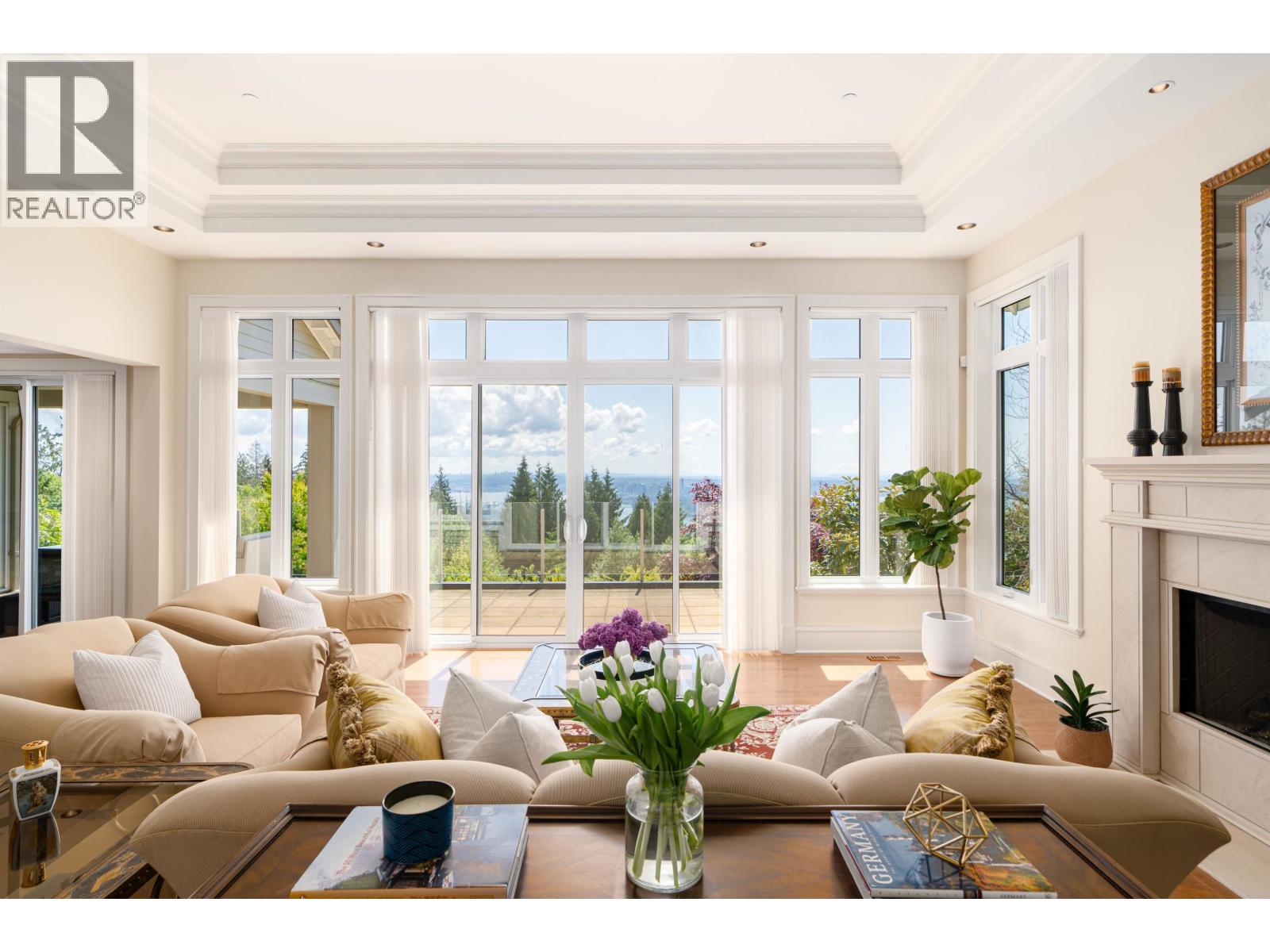 2356 KADLEC COURT, West Vancouver, British Columbia