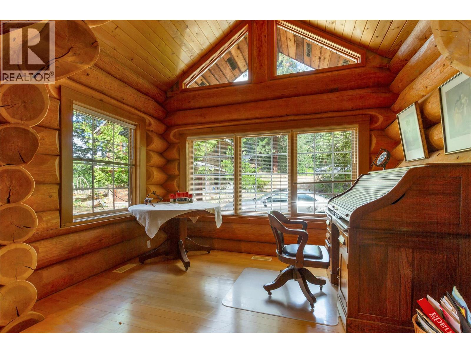 Listing image 13