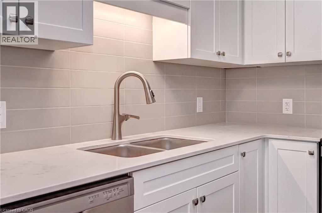 118 Gravel Ridge Trail Unit# G11, Kitchener, Ontario  N2E 0B8 - Photo 18 - 40846180