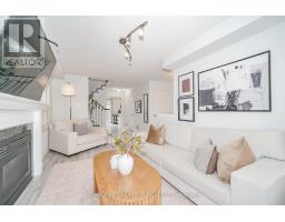 646 WALPOLE CRESCENT, Newmarket, Ontario