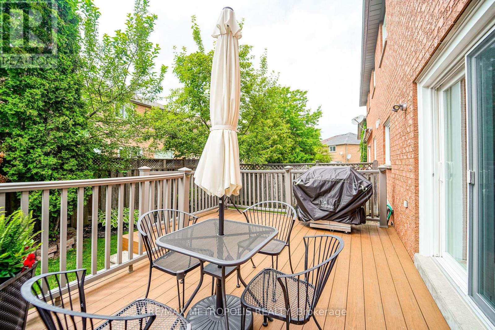 646 Walpole Crescent, Newmarket, Ontario  L3X 2B4 - Photo 2 - N13534906