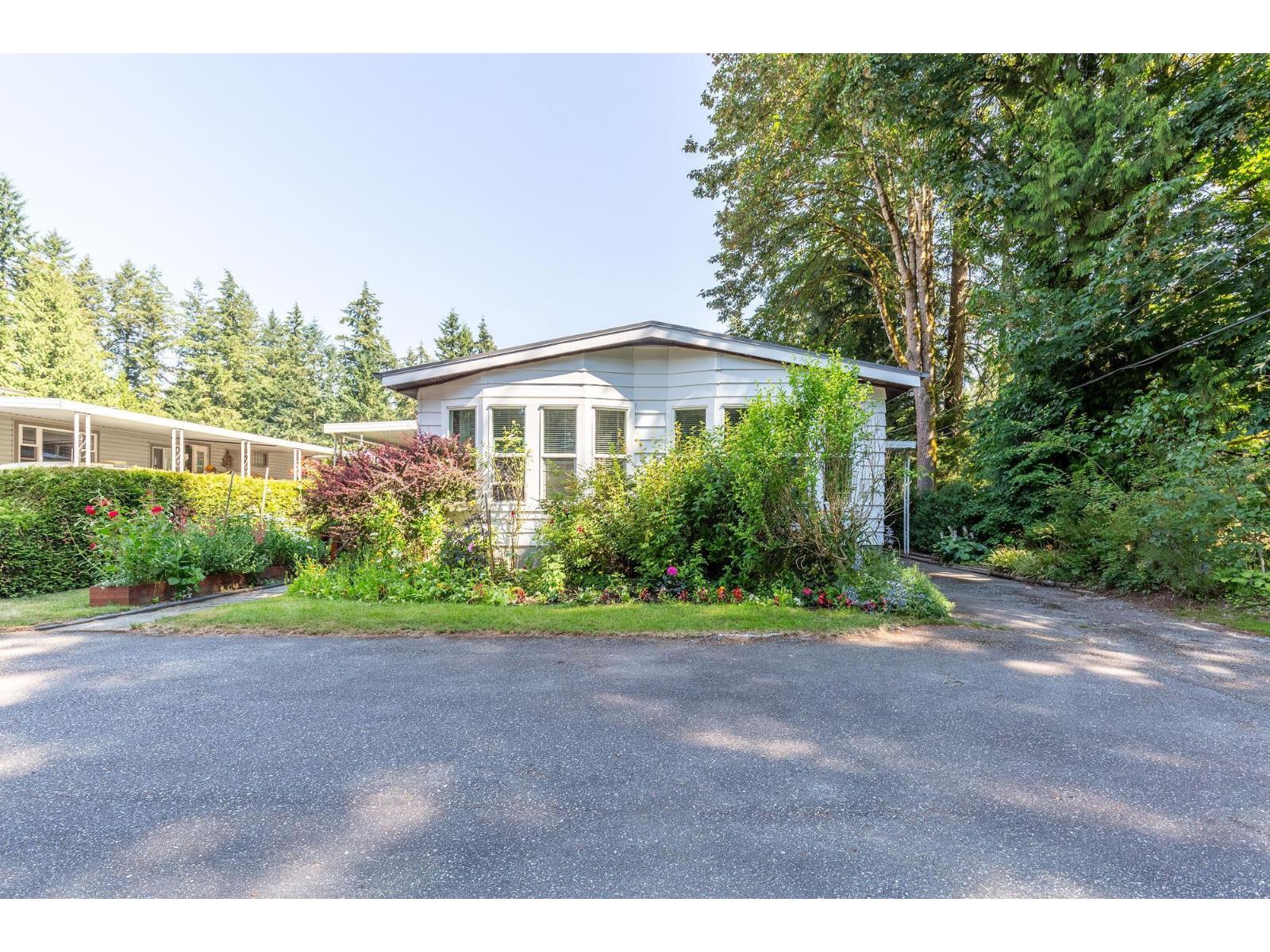 204 20071 24 AVENUE, langley, British Columbia