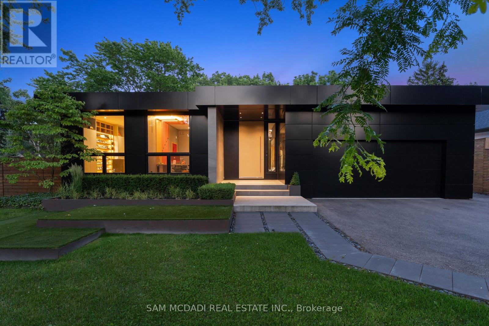 1516 DUNCAN ROAD, Oakville, Ontario